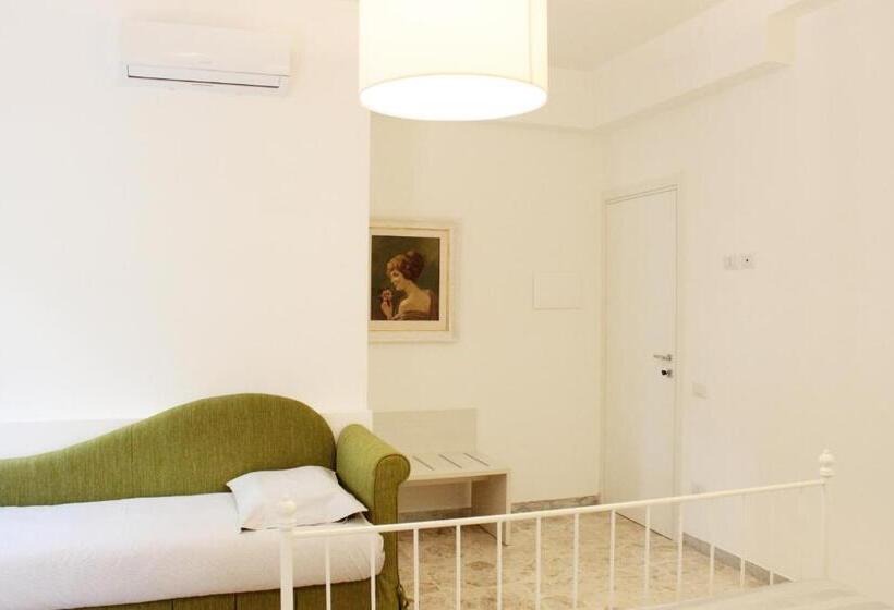 פנסיון I Tre Cardilli