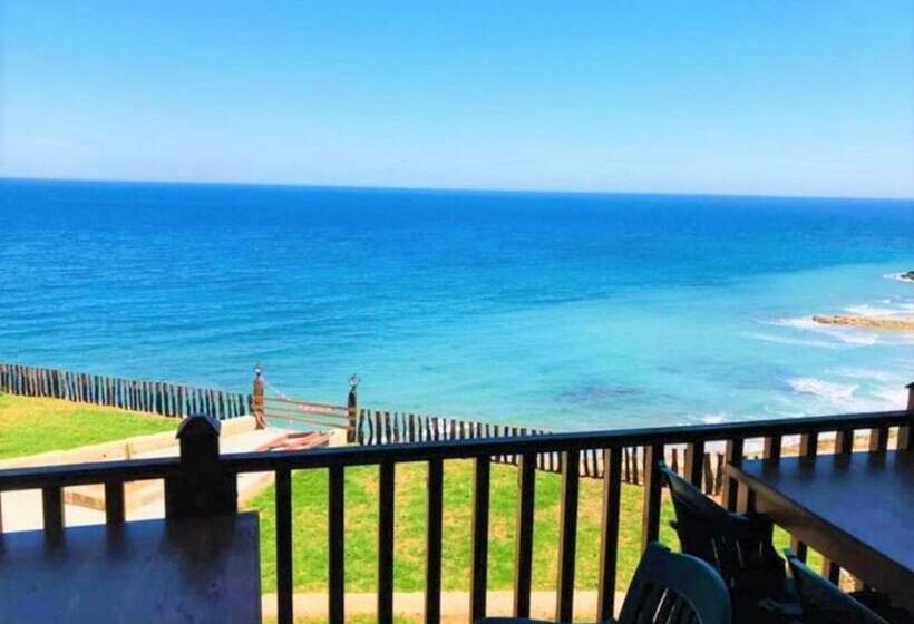 Tekos Golden Hill Hotel & Restaurant At Karpaz