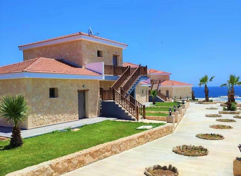 Tekos Golden Hill Hotel & Restaurant At Karpaz