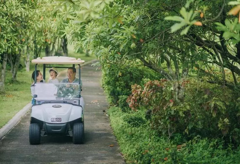 Gassan Khuntan Golf & Resort