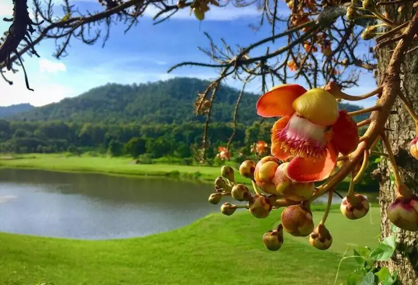 Gassan Khuntan Golf & Resort