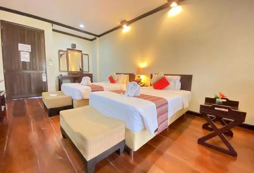 Gassan Khuntan Golf & Resort