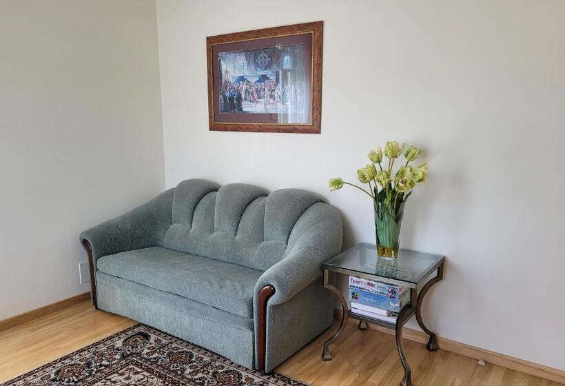 پانسیون Chalet Villa Rex