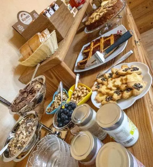 Majatalo Le Coin Des Mélèzes   Nature, Trek & Ski