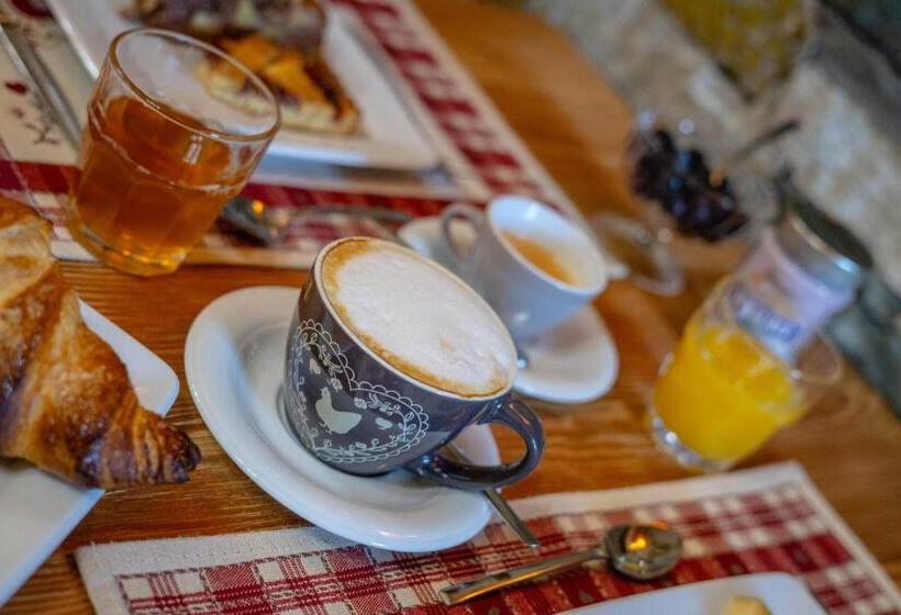 بنسيون Le Coin Des Mélèzes Nature, Trek & Ski