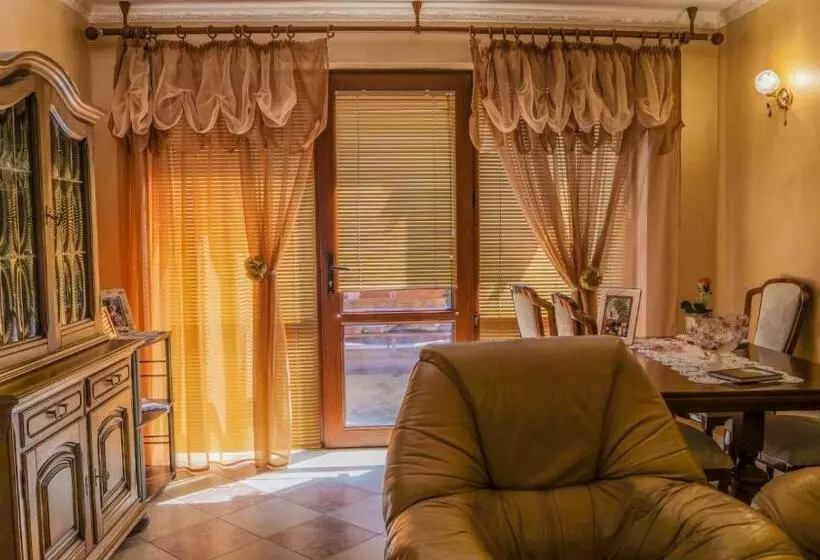 ペンション Guest House Italia