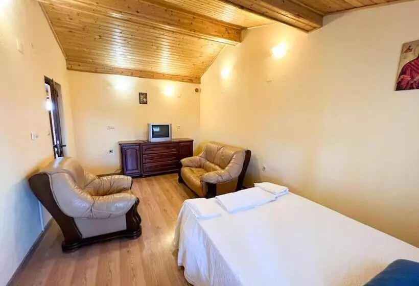 ペンション Guest House Italia