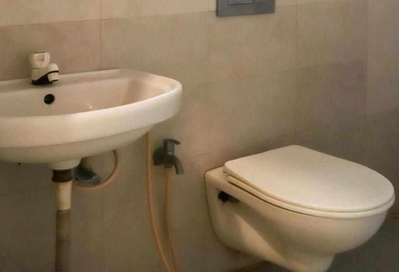 Hotel Collection O Sri Subhamastu Grand