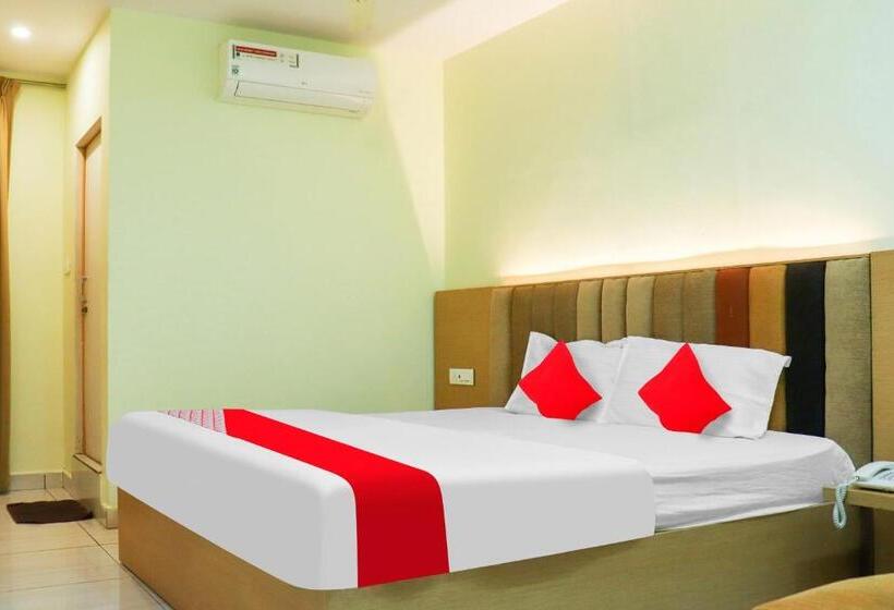 Hotel Collection O Sri Subhamastu Grand