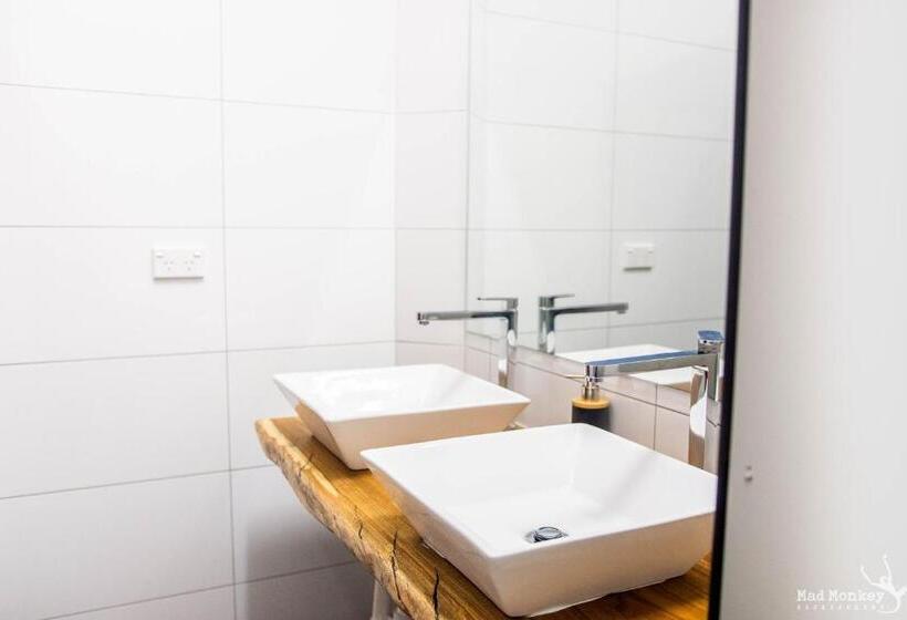 Общежитие Mad Monkey Kings Cross