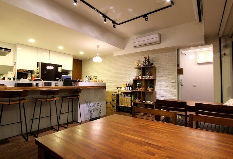 تختخواب و صبحانه Lanying Home