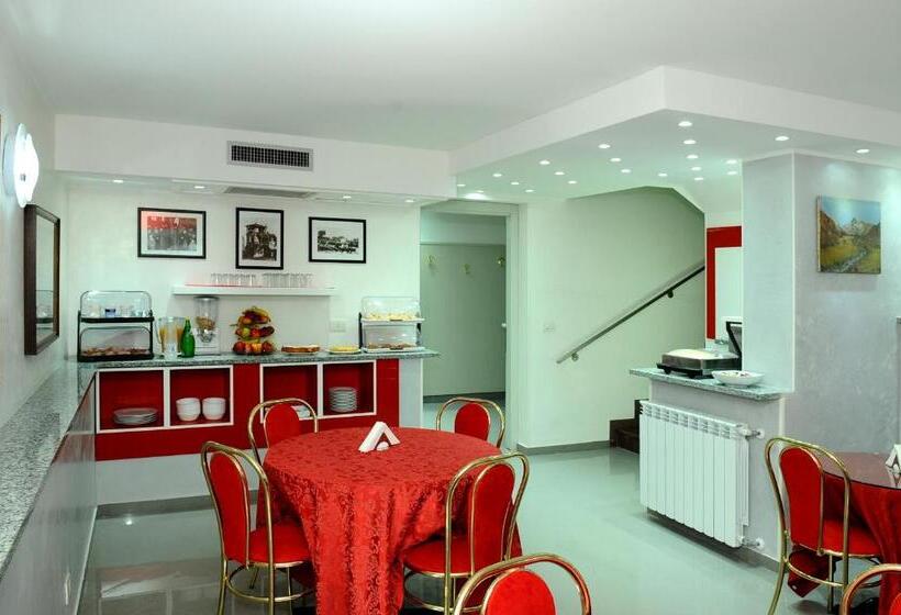 Хостел Malpensafiera