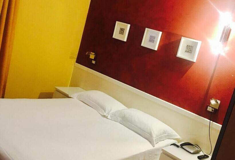 Хостел Malpensafiera