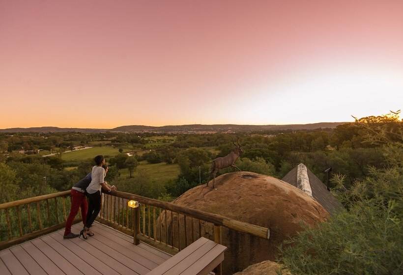 هتل Amadwala Lodge