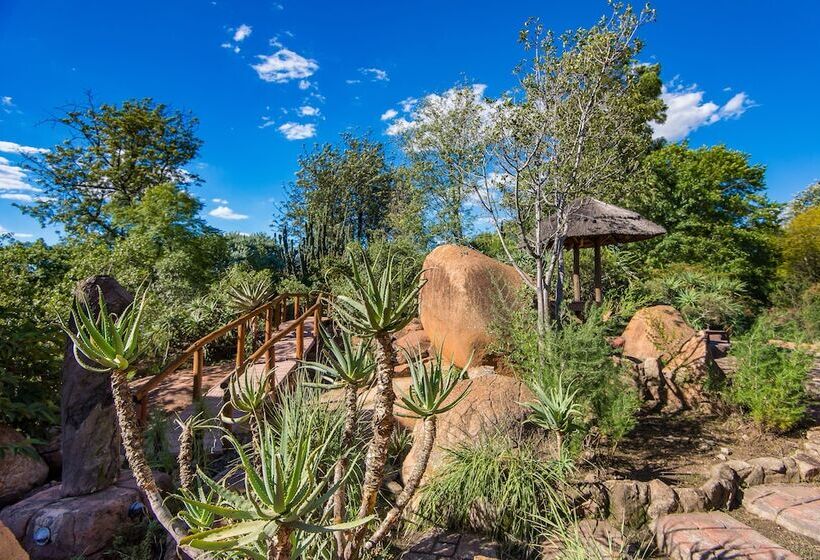 هتل Amadwala Lodge