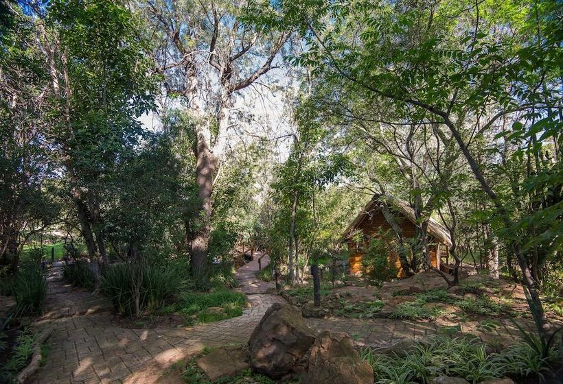 هتل Amadwala Lodge