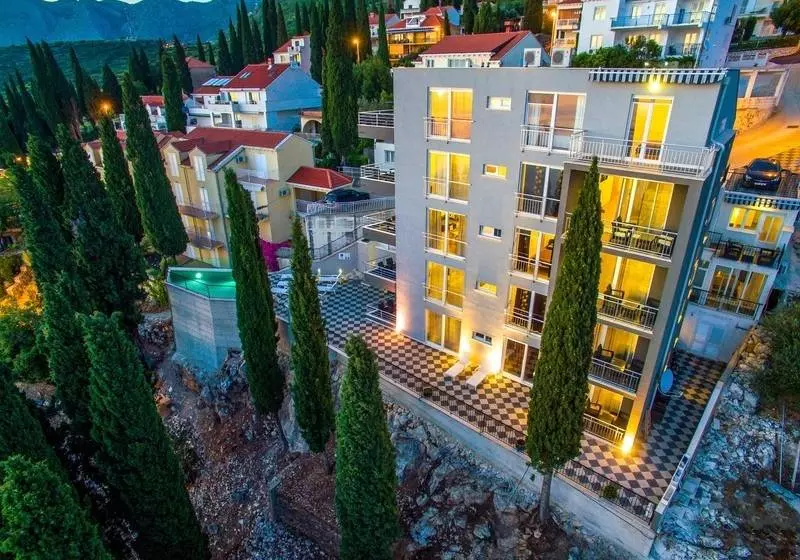 هتل Apartments Didan