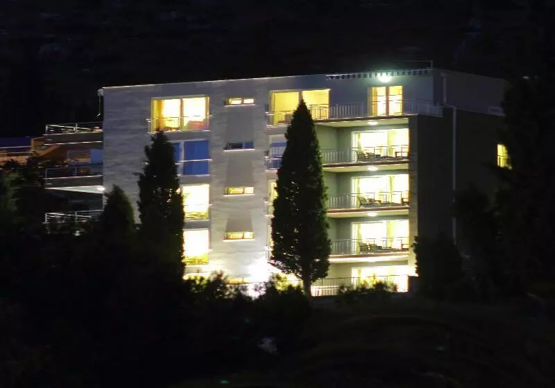 هتل Apartments Didan
