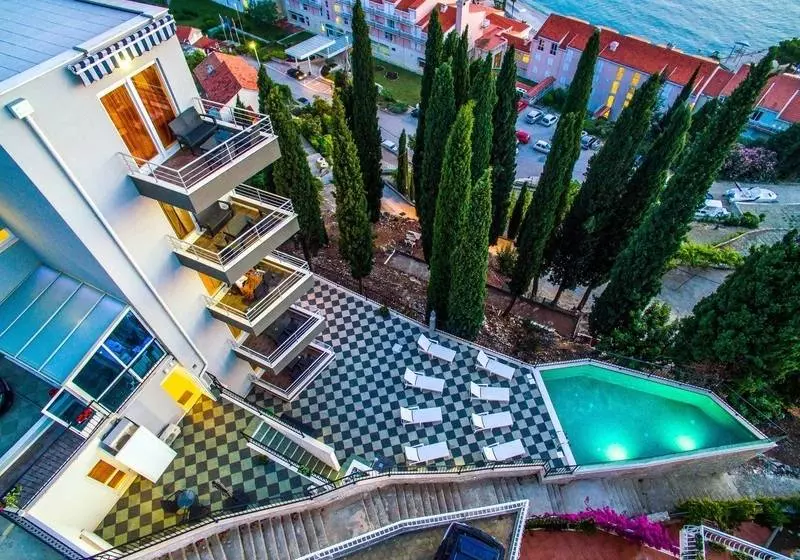 هتل Apartments Didan
