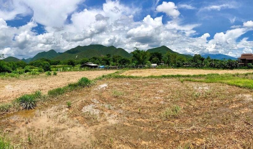 호텔 Baanchanoknunt Resort Pai