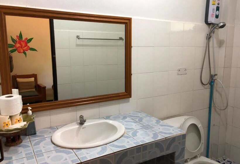 호텔 Baanchanoknunt Resort Pai