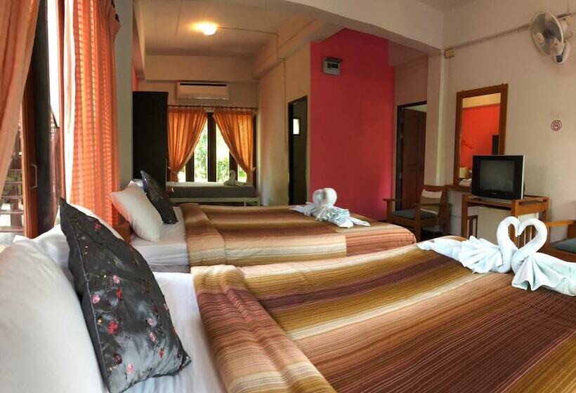 호텔 Baanchanoknunt Resort Pai