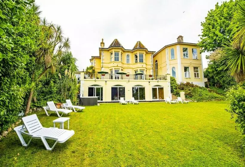 Hotel Crofton House