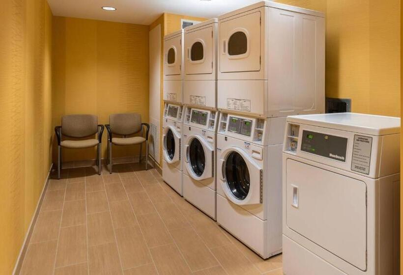 فندق Fairfield Inn & Suites By Marriott Orlando East/ucf Area