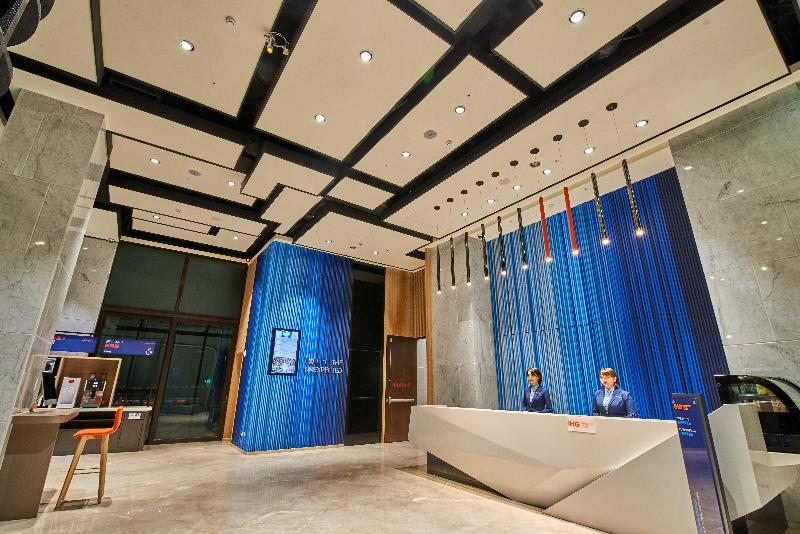 בית מלון כפרי Holiday Inn Express Kaohsiung Love River, An Ihg