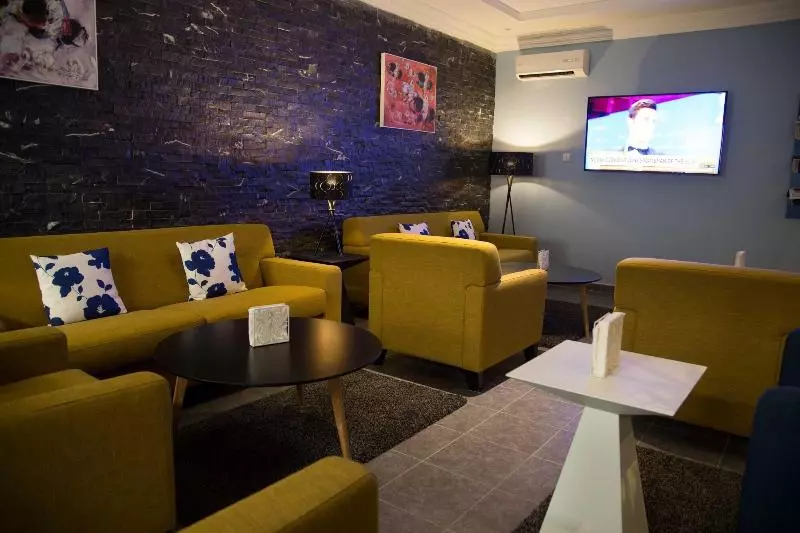 هتل Hôtel Semiramis City Center