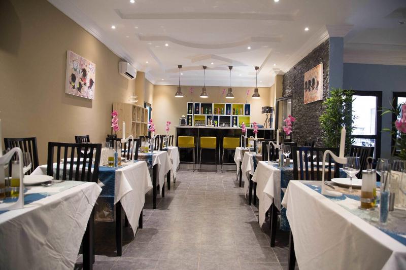 호텔 Hôtel Semiramis City Center