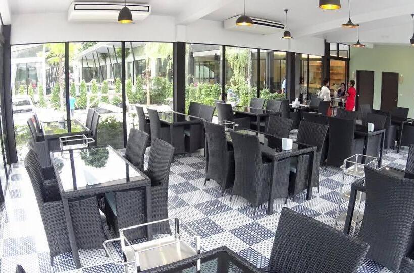 Hotel Jasmine Resort And Spa