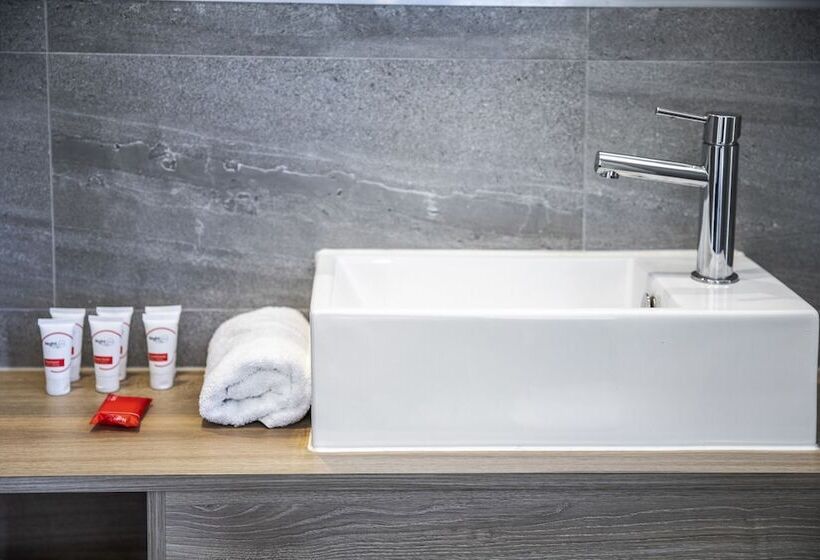 فندق Nightcap At Ashley