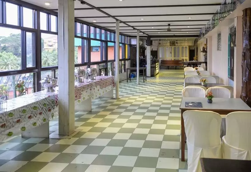 ホテル Oyo Rooms Panjim Church Square