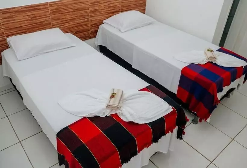 ホテル Pousada Teixeira