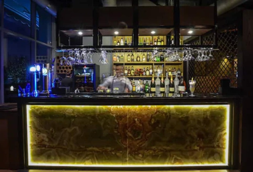 Signature 1 Hotel Tecom