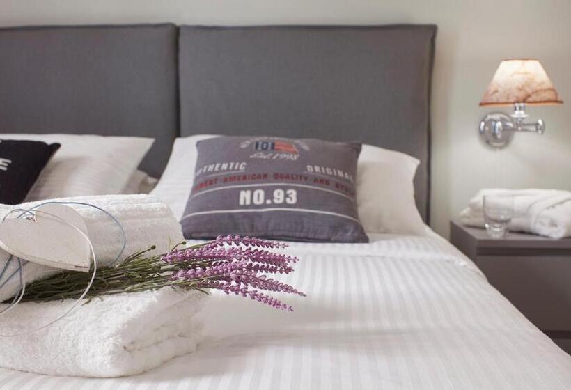 酒店 The Gardens Gallery