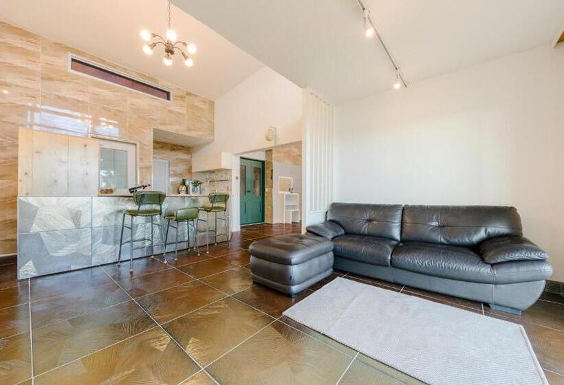 Jeju Turning Point Pension