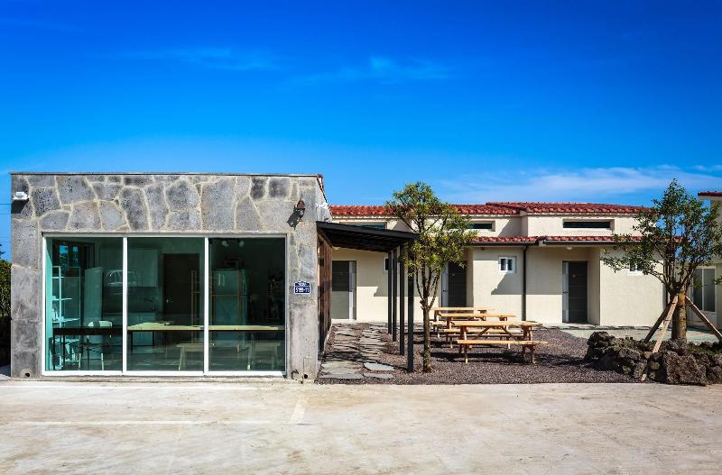 Jeju Turning Point Pension