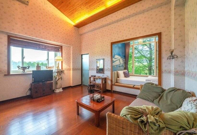 Leisure Bed And Breakfast