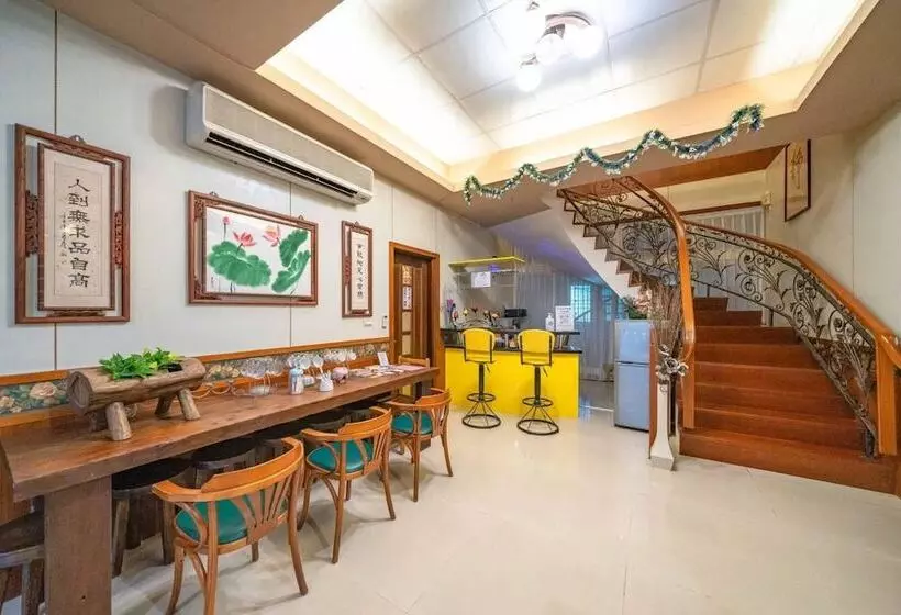 Leisure Bed And Breakfast