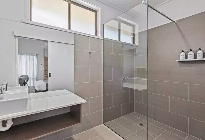 モーテル Comfort Inn Clubarham