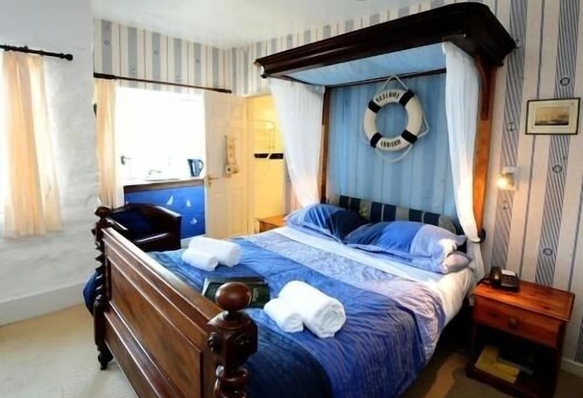 펜션 The Driftwood Spars