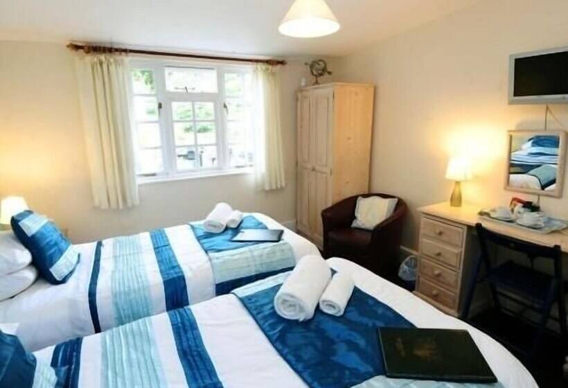 펜션 The Driftwood Spars