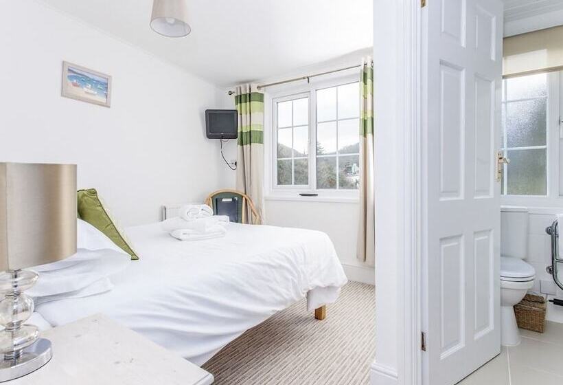 펜션 The Driftwood Spars