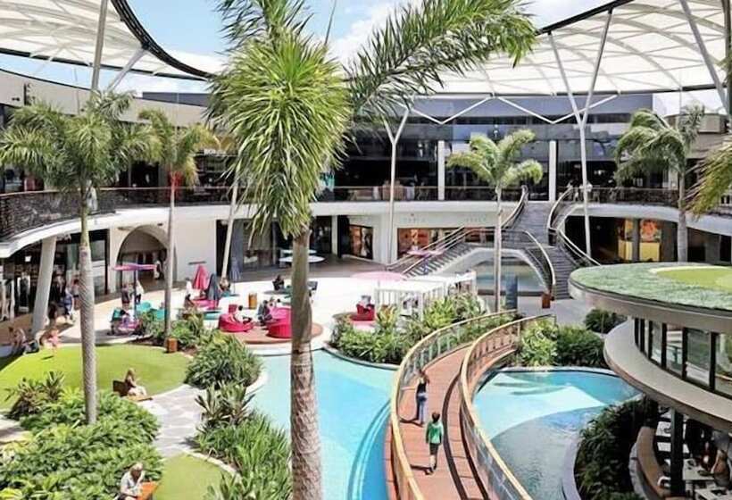 Rhapsody Resort   Official