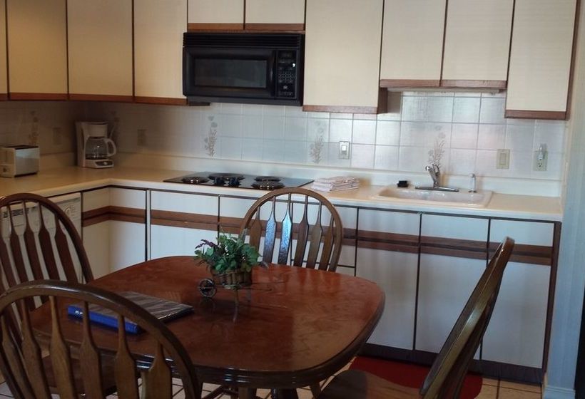 Roark Vacation Resort