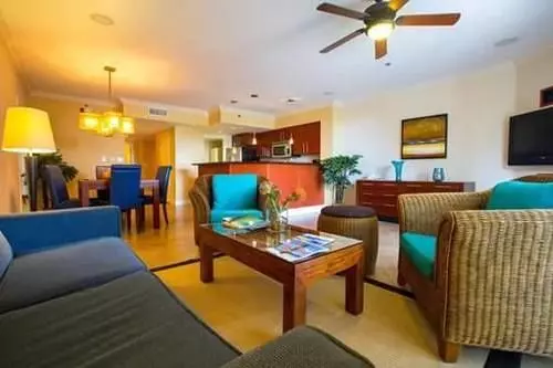 Tropical Digs