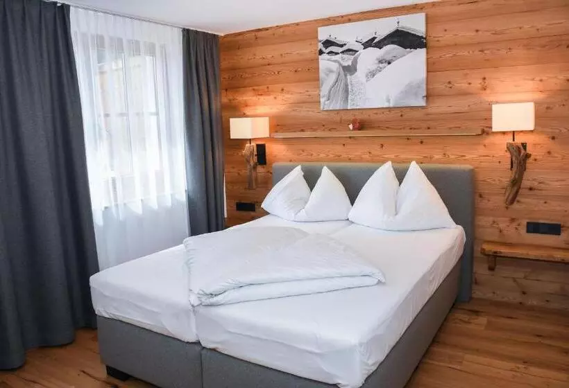 Astn Hütten Residenz Waldsicht Königsleiten   Ferienwohnungen