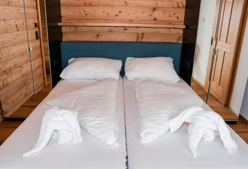 Astn Hütten Residenz Waldsicht Königsleiten   Ferienwohnungen